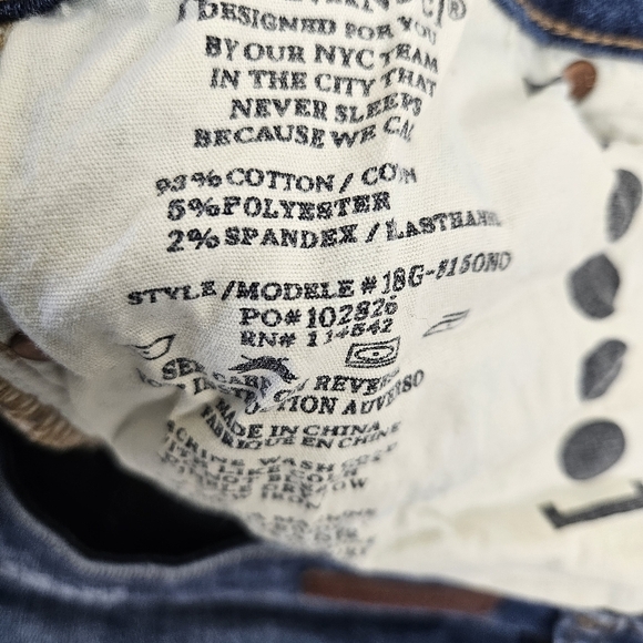 Blank NYC Denim Distressed Shorts Size 29 - Picture 5 of 5